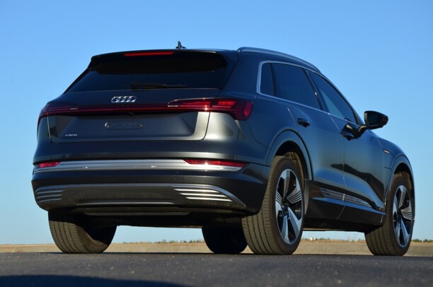 Audi e-tron, 2019 г.