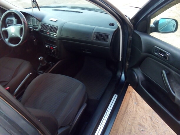 Volkswagen Golf IV, 2001 г.