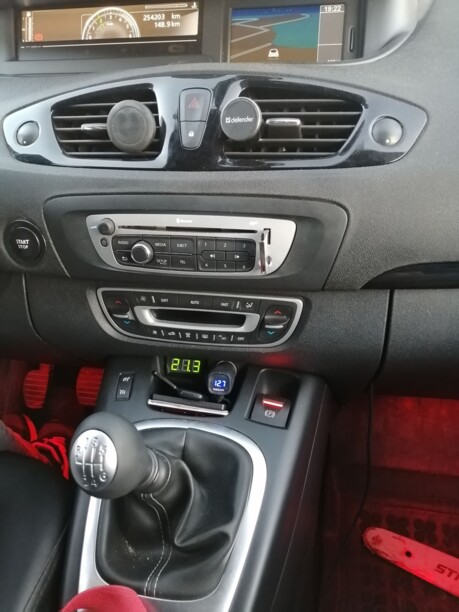Renault Grand Scenic III · 2-й рестайлинг, 7 мест, 2013 г.