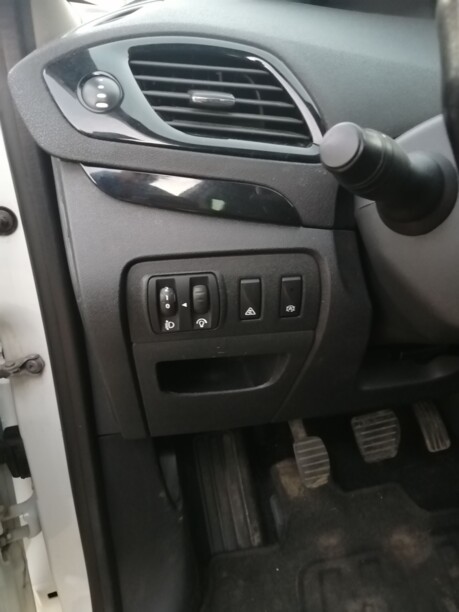 Renault Grand Scenic III · 2-й рестайлинг, 7 мест, 2013 г.