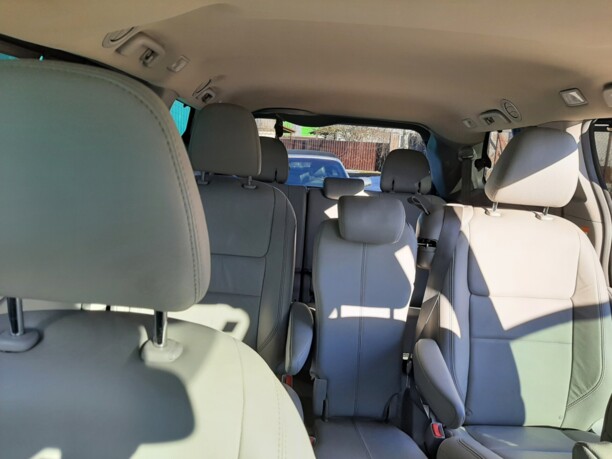 Toyota Sienna III (XL30), 7 мест, 2018 г.