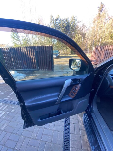 Toyota Land Cruiser Prado J150, 7 мест, 2010 г.