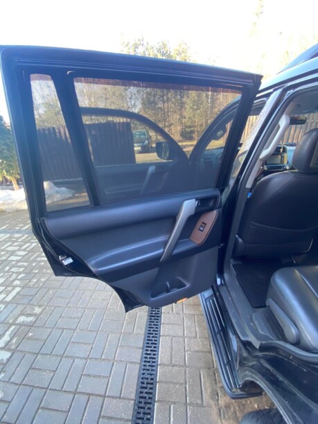 Toyota Land Cruiser Prado J150, 7 мест, 2010 г.