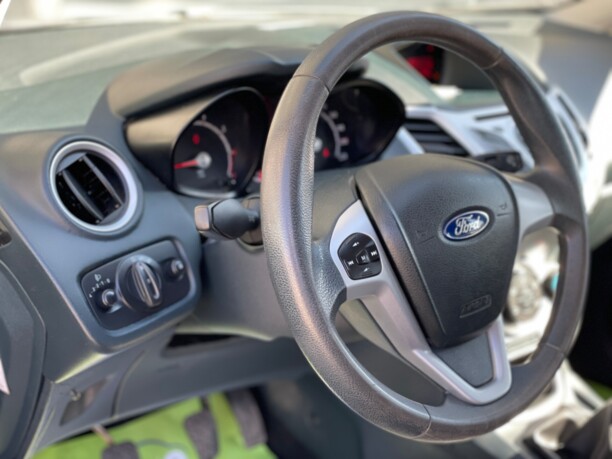 Ford Fiesta VI, 2011 г.