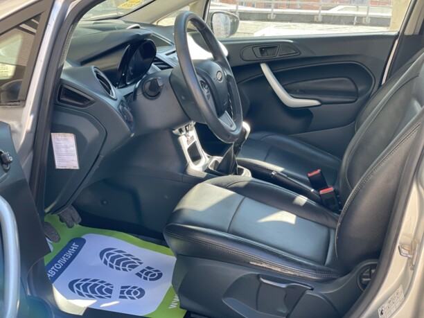 Ford Fiesta VI, 2011 г.