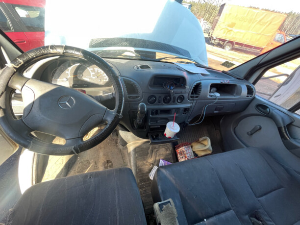 Mercedes-Benz Sprinter 413, 2002 г.