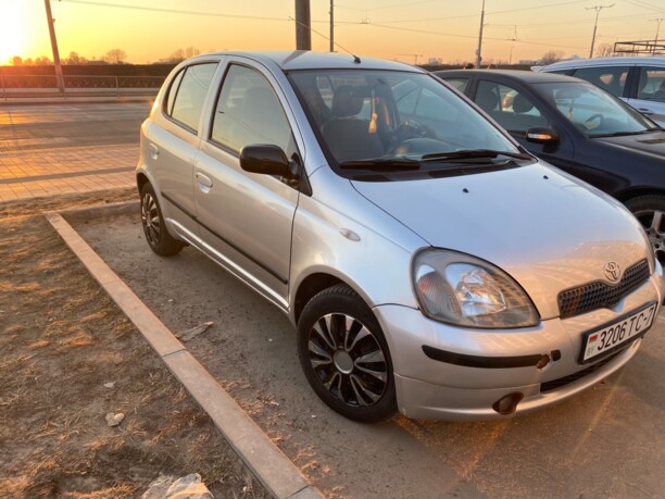 Toyota Yaris I (P1), 2001 г.