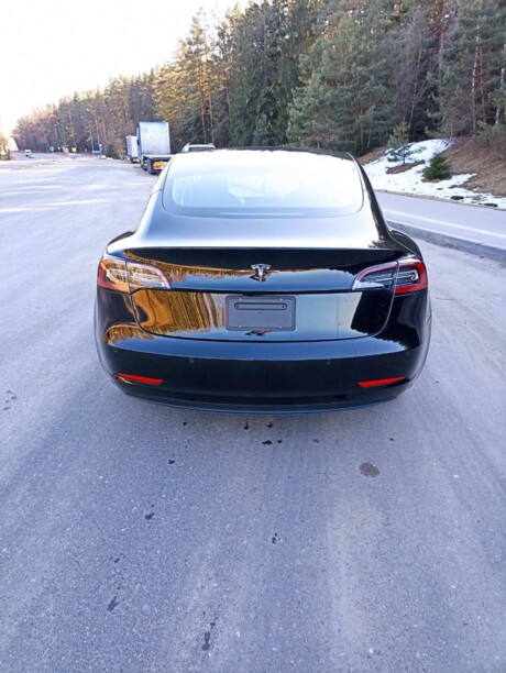 Tesla Model 3, 2020 г.