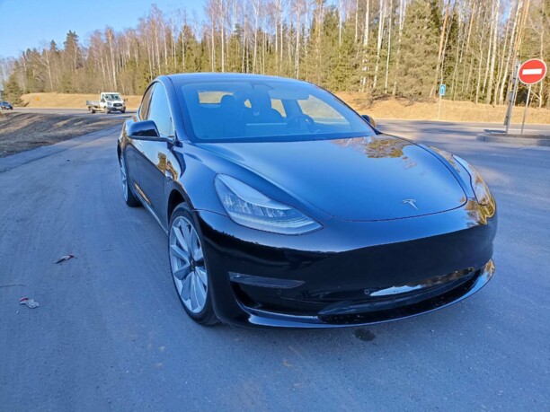 Tesla Model 3, 2020 г.