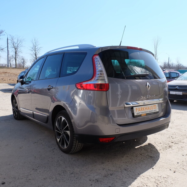 Renault Grand Scenic III · 2-й рестайлинг, 7 мест, 2016 г.