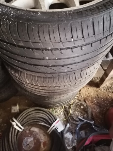 Легковые шины Gremax 235/40 R18 4 шт.