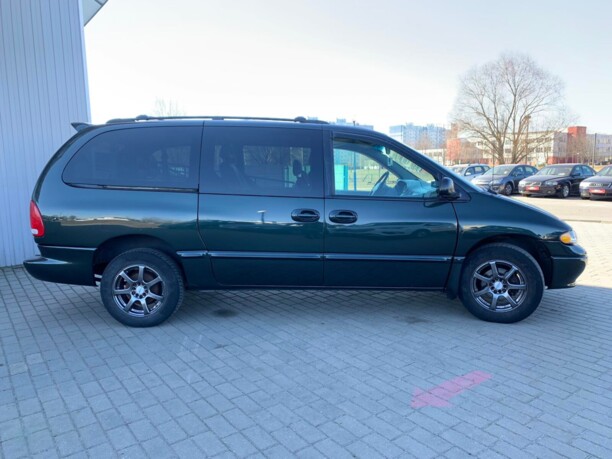 Dodge Grand Caravan III, 7 мест, 1999 г.