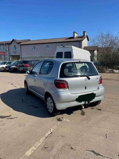 Toyota Yaris I (P1), 2001 г.