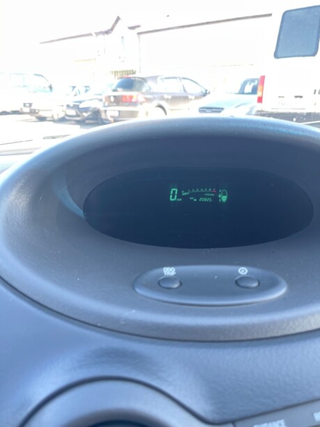 Toyota Yaris I (P1), 2001 г.