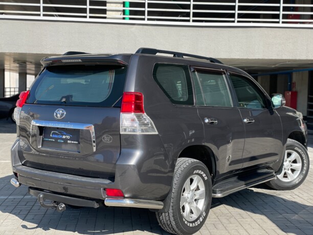Toyota Land Cruiser Prado J150, 2010 г.