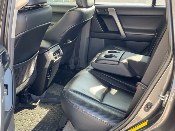 Toyota Land Cruiser Prado J150, 2010 г.