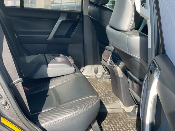 Toyota Land Cruiser Prado J150, 2010 г.