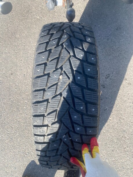 Легковые шины Dunlop Grantrek ice 265/65 R17 4 шт.