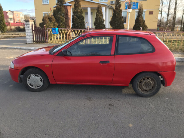 Mitsubishi Colt V, 1996 г.