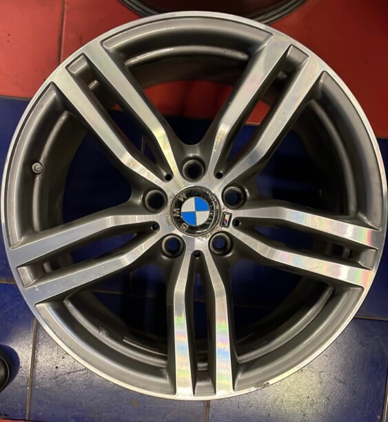 Диски R19 от БМВ Х6 F16 9x19 5x120 4 шт.