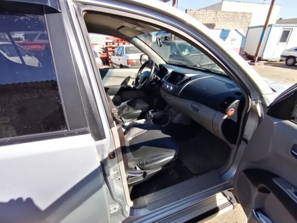 Mitsubishi L200 IV, 2006 г.