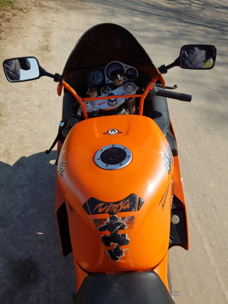 Kawasaki ZXR 7, 2002 г.