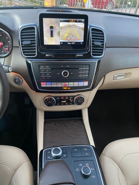Mercedes-Benz GLS X166, 7 мест, 2018 г.