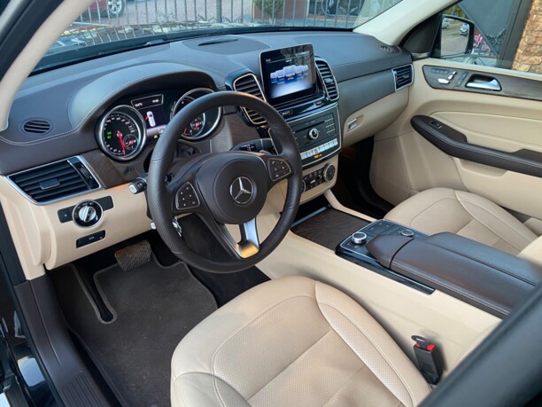 Mercedes-Benz GLS X166, 7 мест, 2018 г.