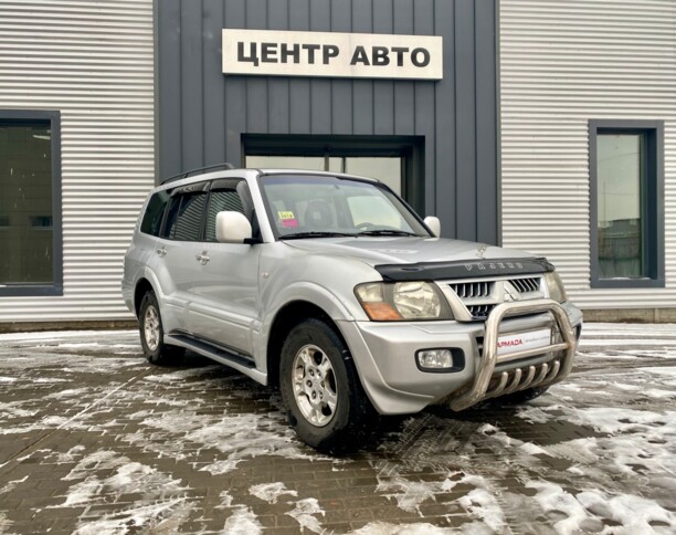 Mitsubishi Pajero III, 7 мест, 2001 г.