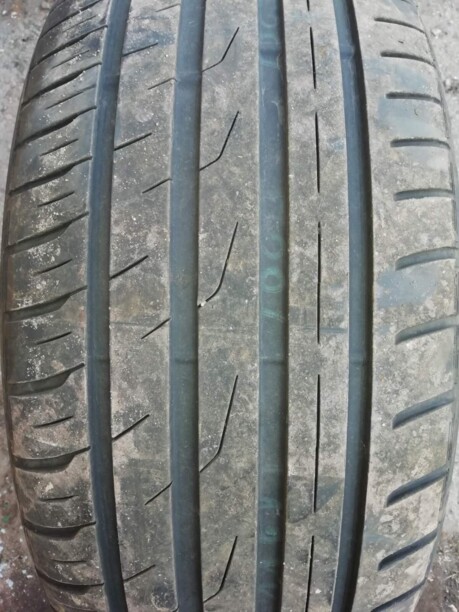 Легковые шины Toyo 235/55 R17 2 шт.