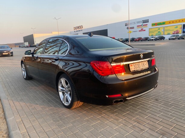 BMW 7 серия F02 (Long), 2009 г.
