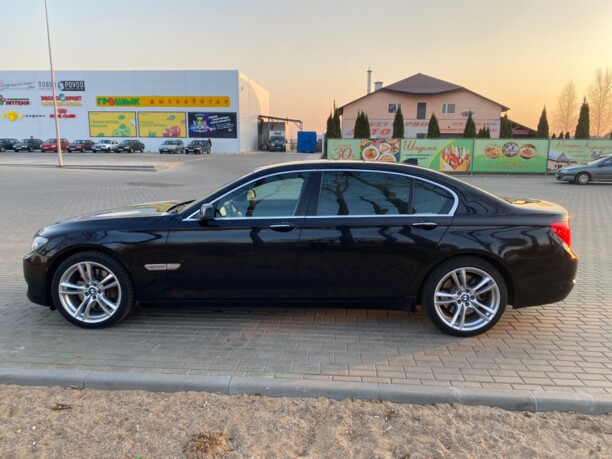 BMW 7 серия F02 (Long), 2009 г.