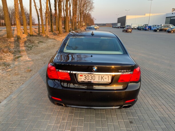 BMW 7 серия F02 (Long), 2009 г.