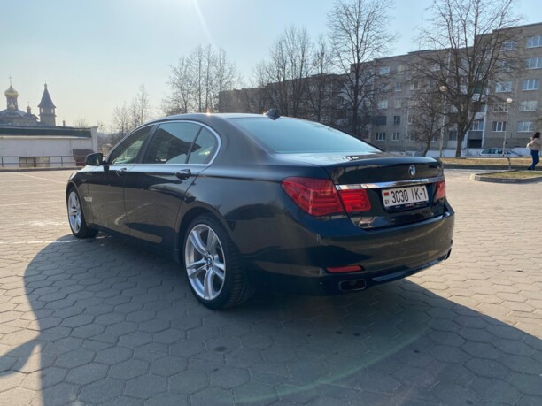 BMW 7 серия F02 (Long), 2009 г.