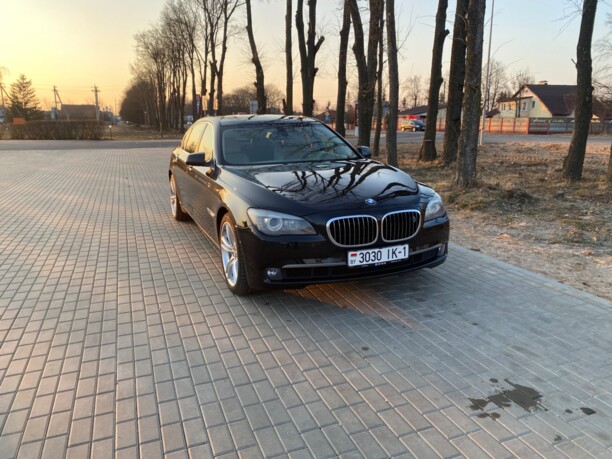 BMW 7 серия F02 (Long), 2009 г.