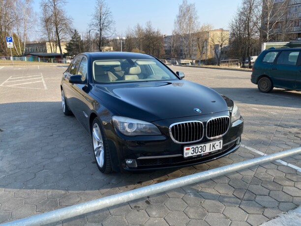 BMW 7 серия F02 (Long), 2009 г.