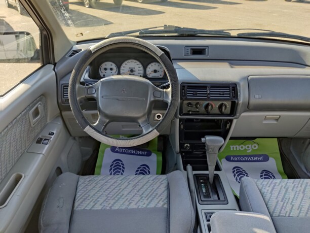 Mitsubishi Space Runner I, 1997 г.