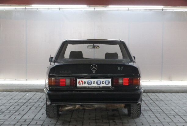 Mercedes-Benz 190 (W201), 1990 г.