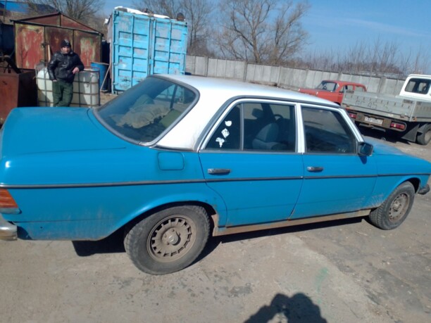 Mercedes-Benz E-Класс W123, 1982 г.
