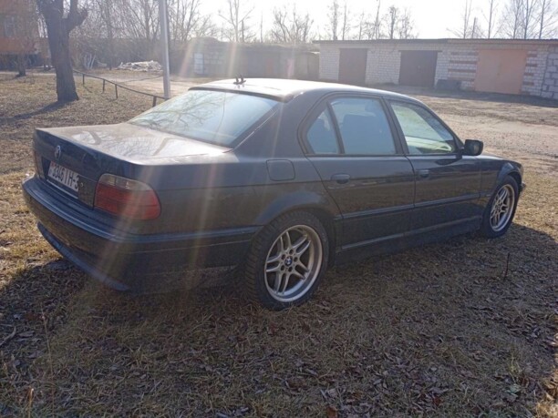 BMW 7 серия E38, 2001 г.