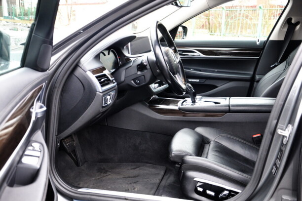 BMW 7 серия G11, 2017 г.