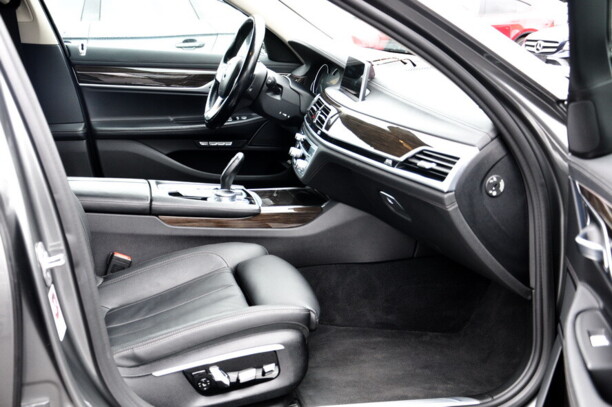 BMW 7 серия G11, 2017 г.