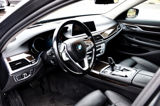 BMW 7 серия G11, 2017 г.