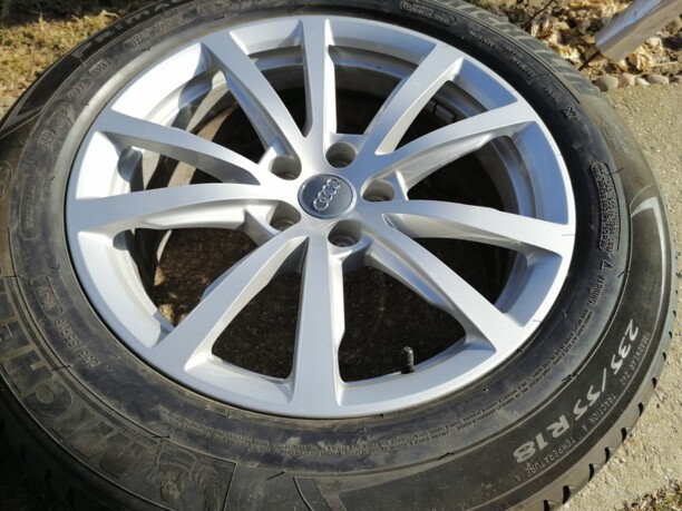 Audi 8x18 5x112 4 шт.