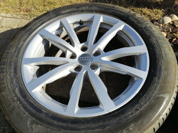 Audi 8x18 5x112 4 шт.