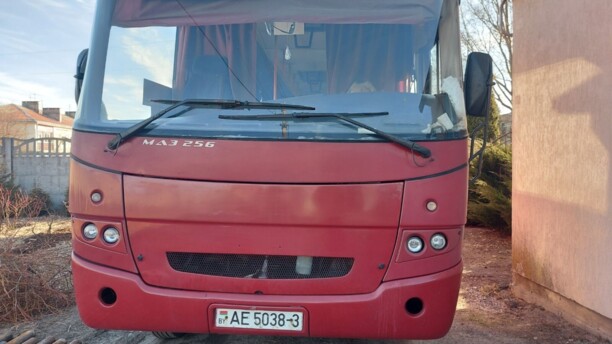 МАЗ 256 070 и 270, 2005 г.