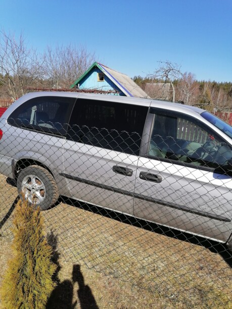 Dodge Grand Caravan IV, 7 мест, 2001 г.