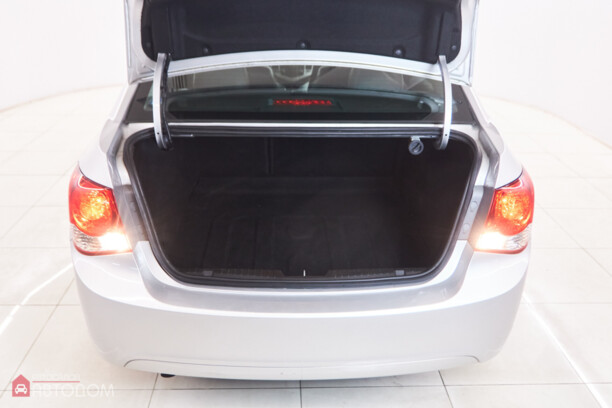 Chevrolet Cruze J300 · Рестайлинг, 2015 г.