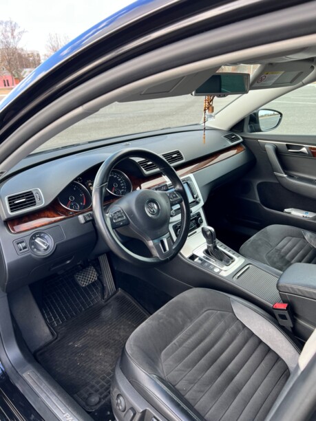 Volkswagen Passat B7, 2011 г.