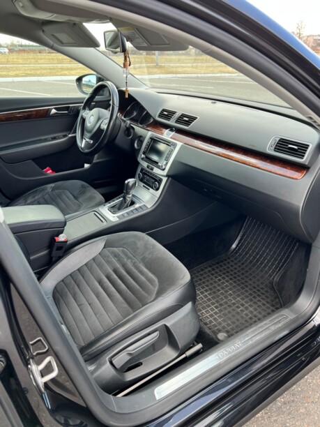 Volkswagen Passat B7, 2011 г.